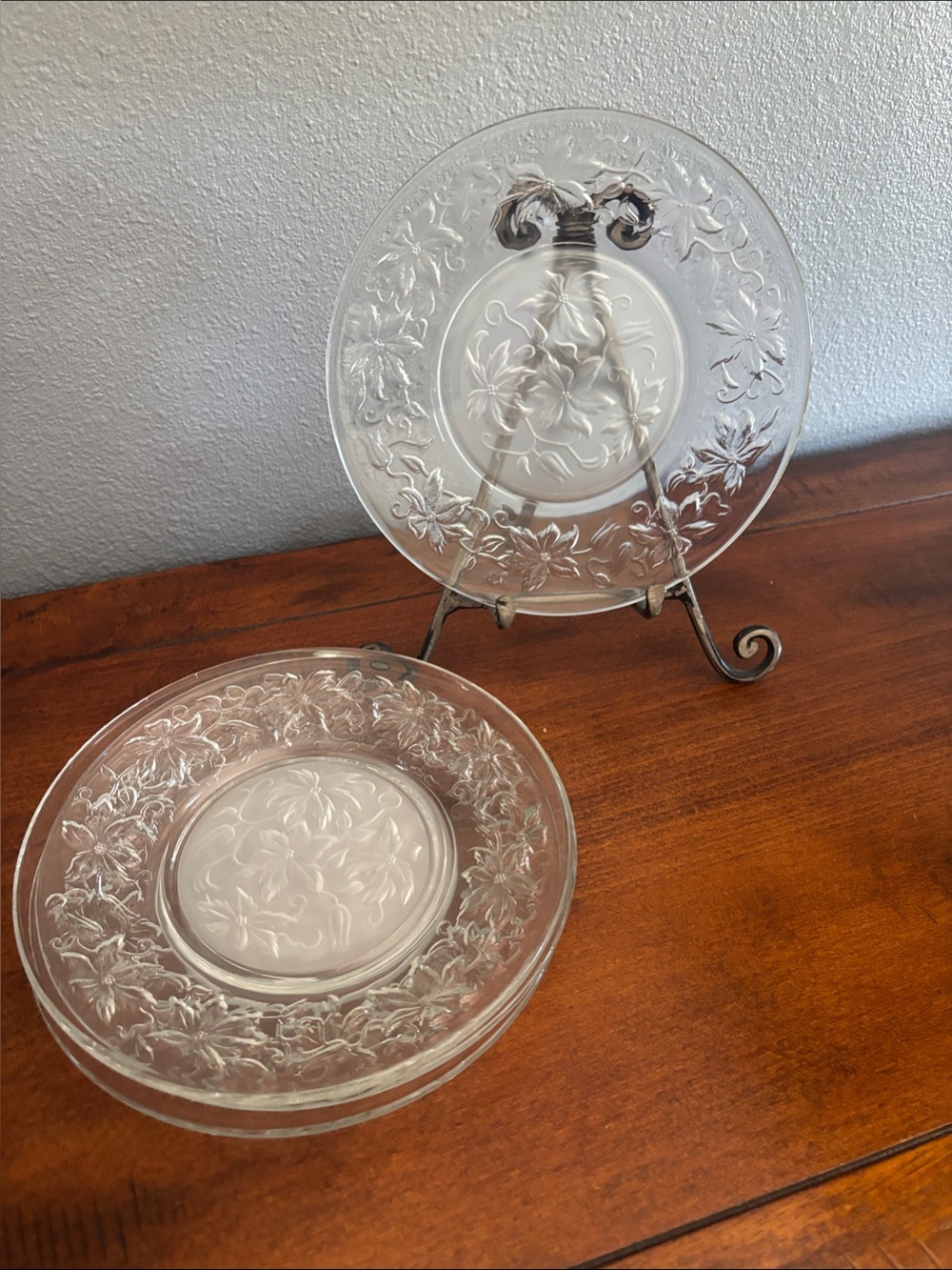 Princess House Clear Embossed Fantasia Floral Glass Plates - Set of 4